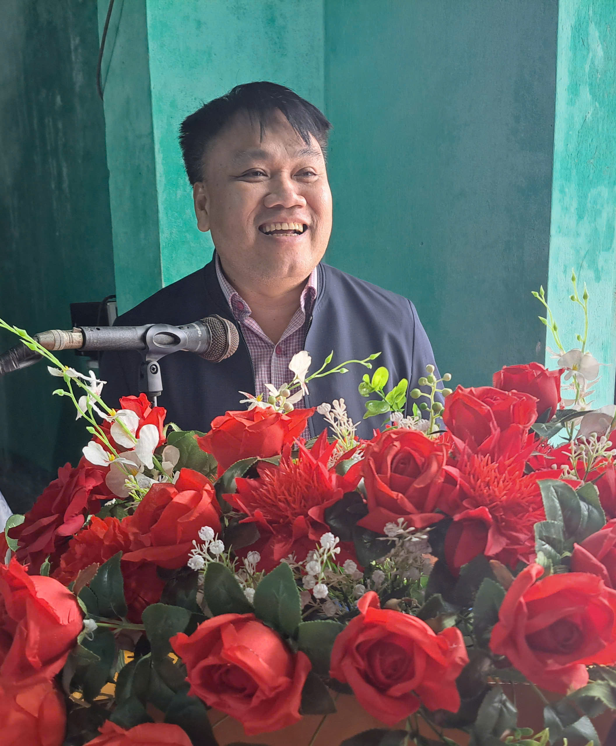 Anh-tin-bai