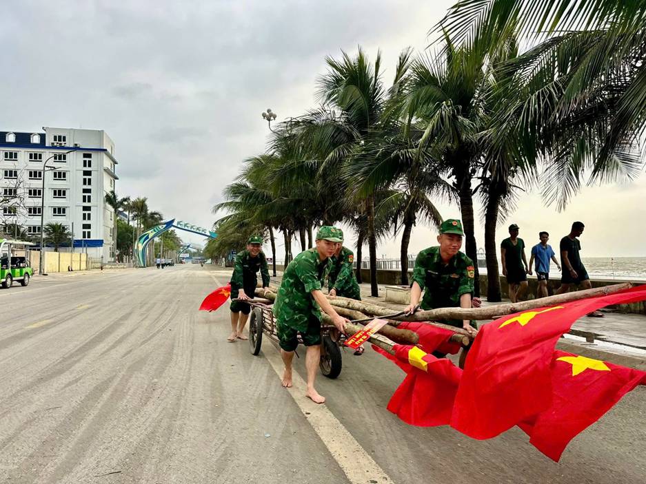 Có thể là hình ảnh về đường