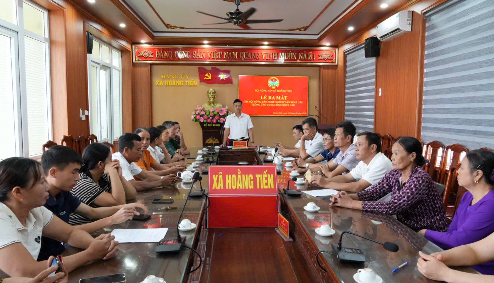 HỘI NÔNG DÂN XÃ HOẰNG TIẾN CÔNG BỐ THÀNH LẬP CHI HỘI NÔNG DÂN NGHỀ NGHIỆP TRỒNG CÂY