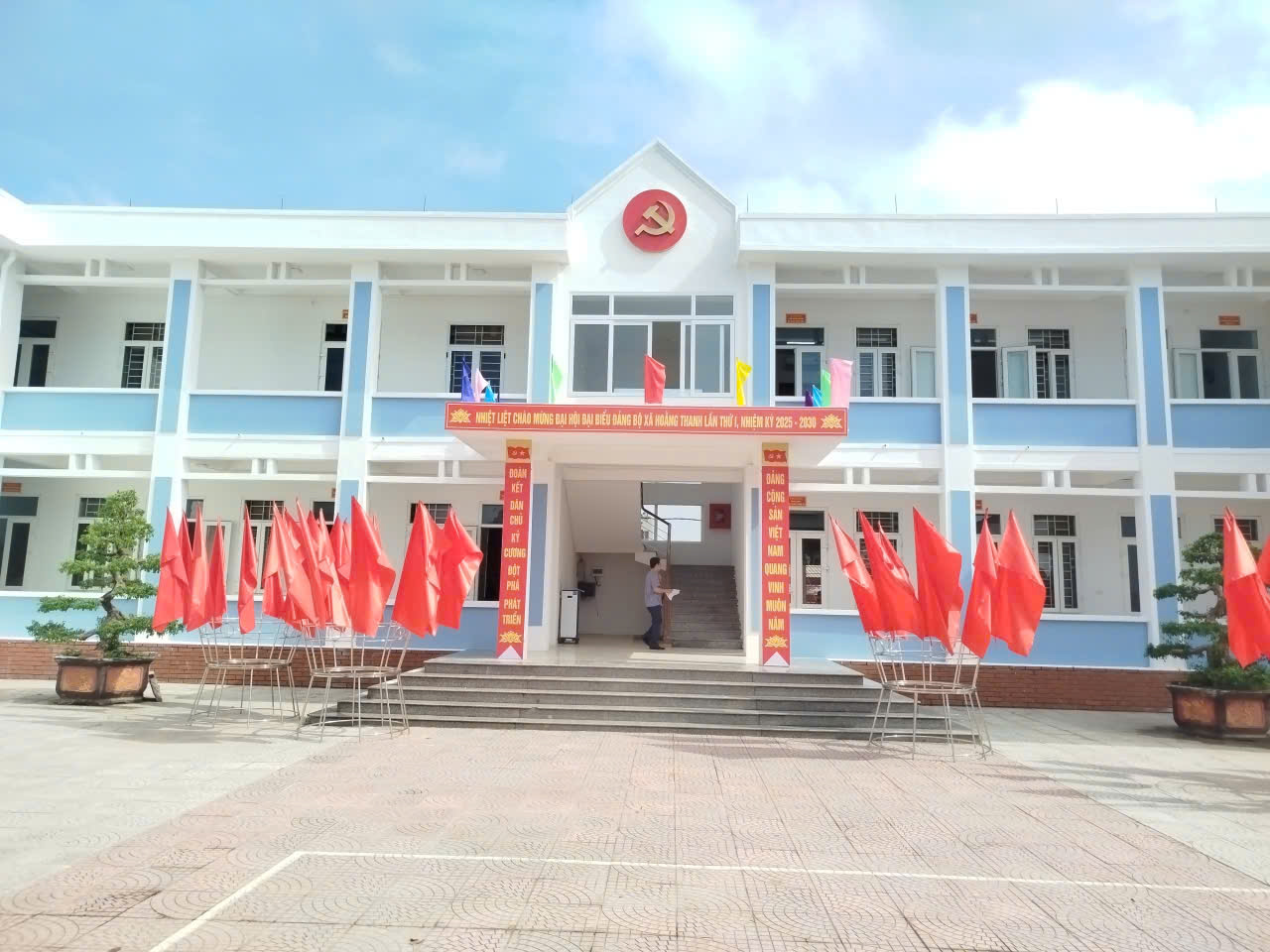 KHÔNG KHÍ ĐẠI HỘI ĐẢNG BỘ XÃ HOẰNG THANH LẦN THỨ I, NHIỆM KỲ 2025 – 2030 RỘN RÀNG, TRANG TRỌNG