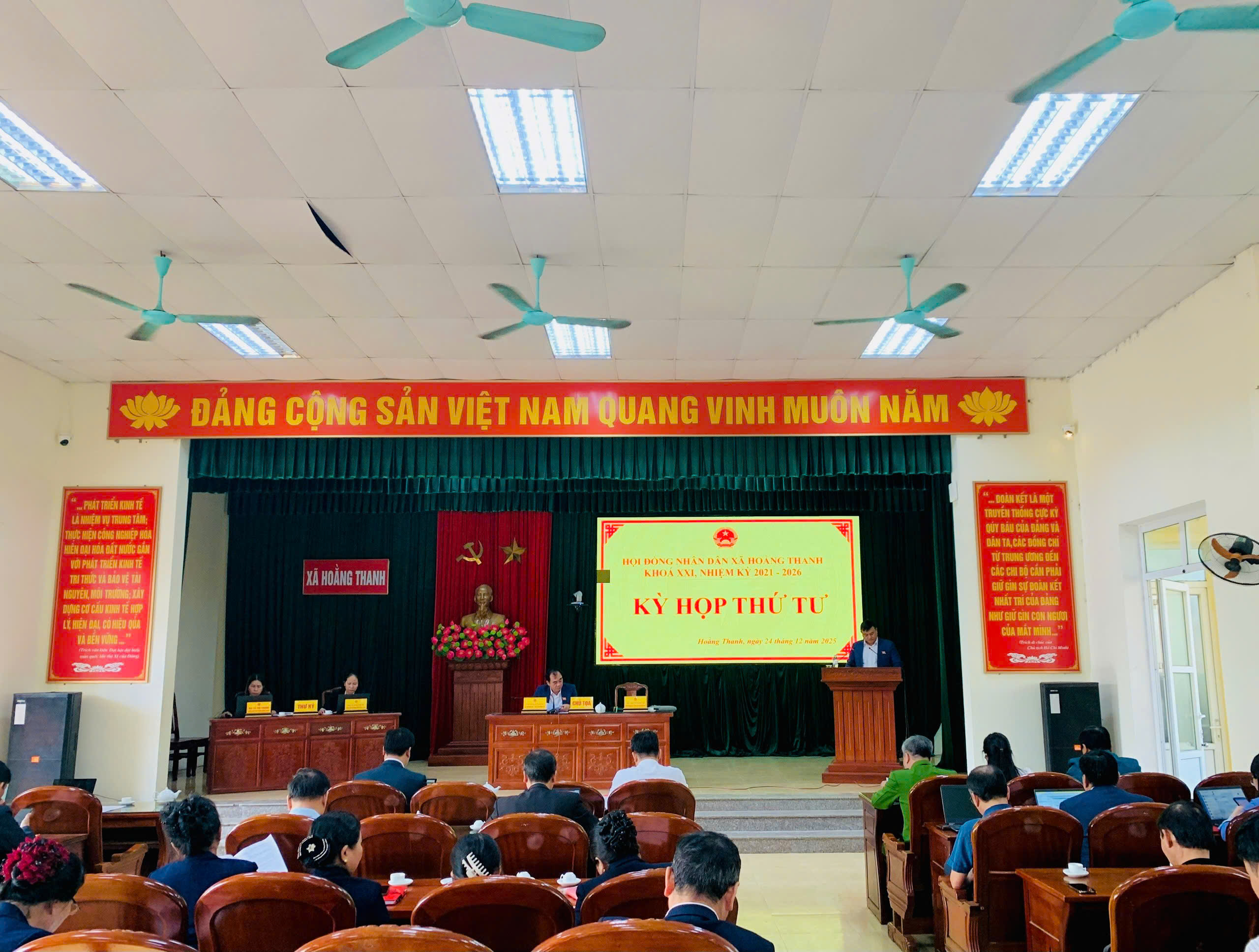 Công khai Nghị quyết phân bổ dự toán ngân sách địa phương năm 2026 của HĐND xã khoa XXI kỳ họ thứ tư