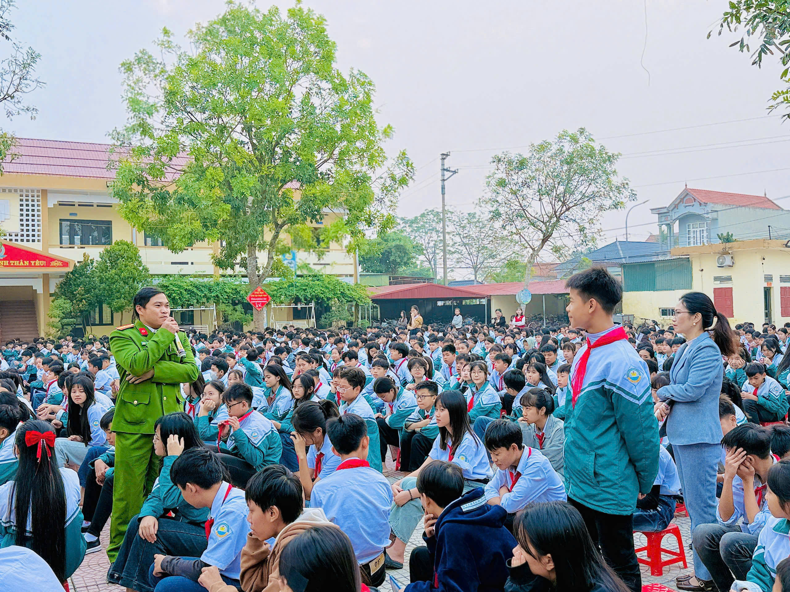 Anh-tin-bai