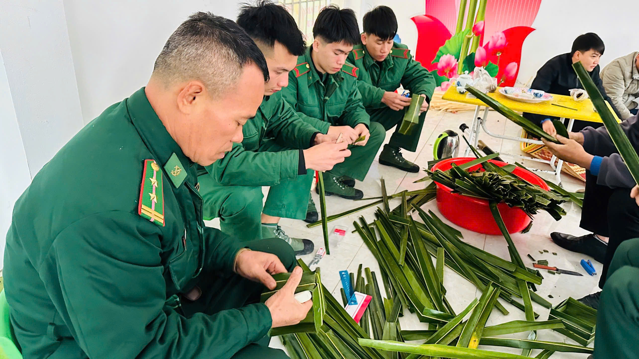 Anh-tin-bai