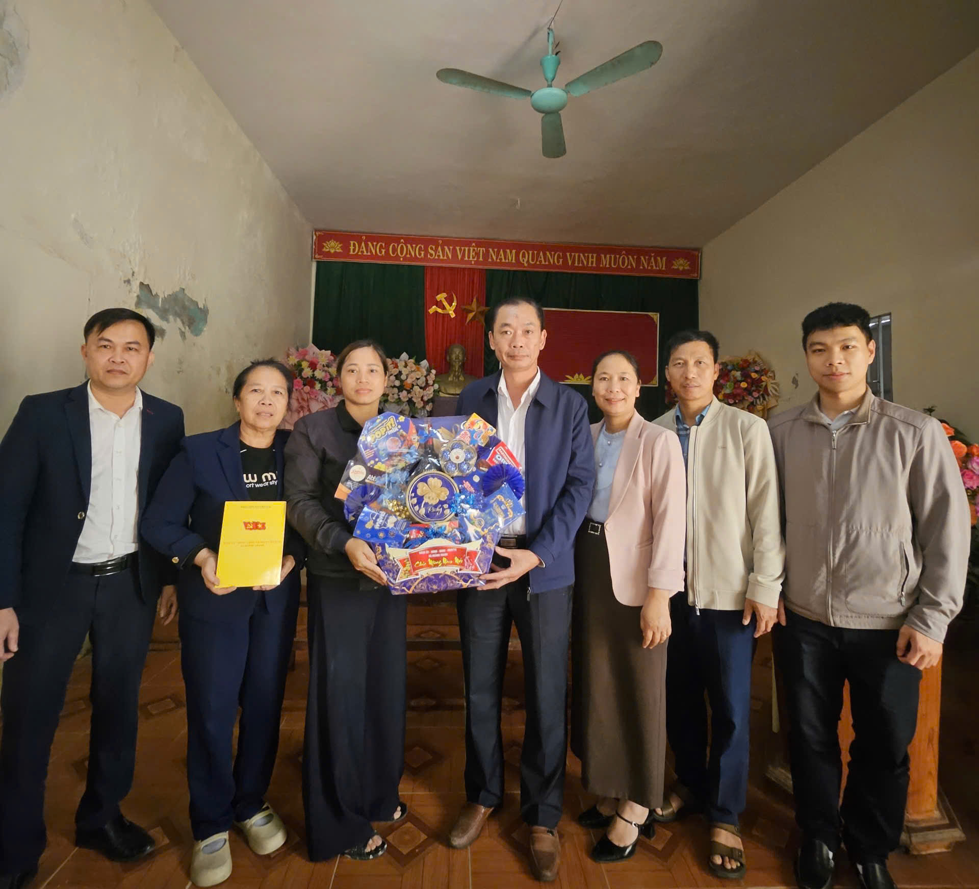 Anh-tin-bai