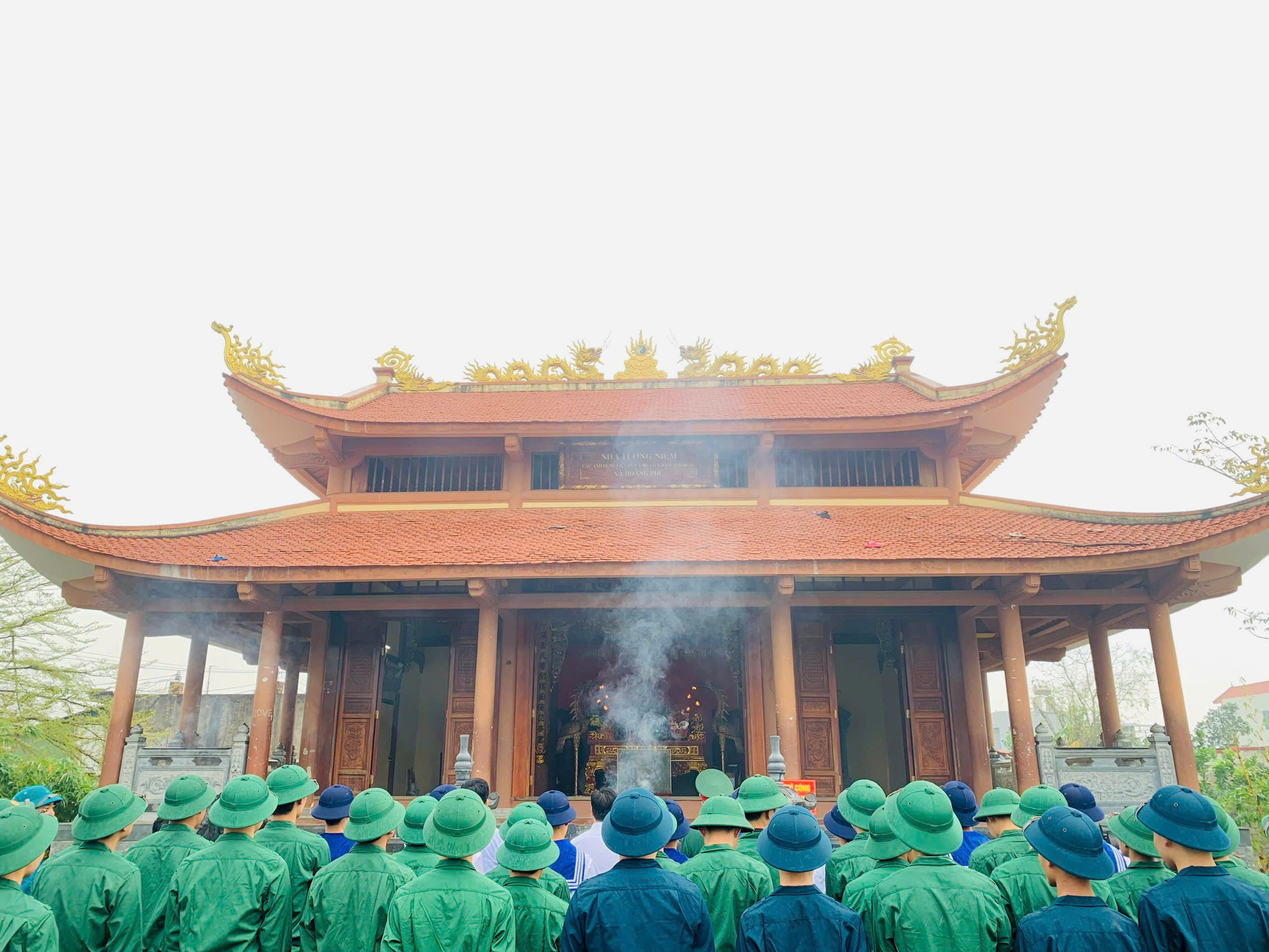 Anh-tin-bai