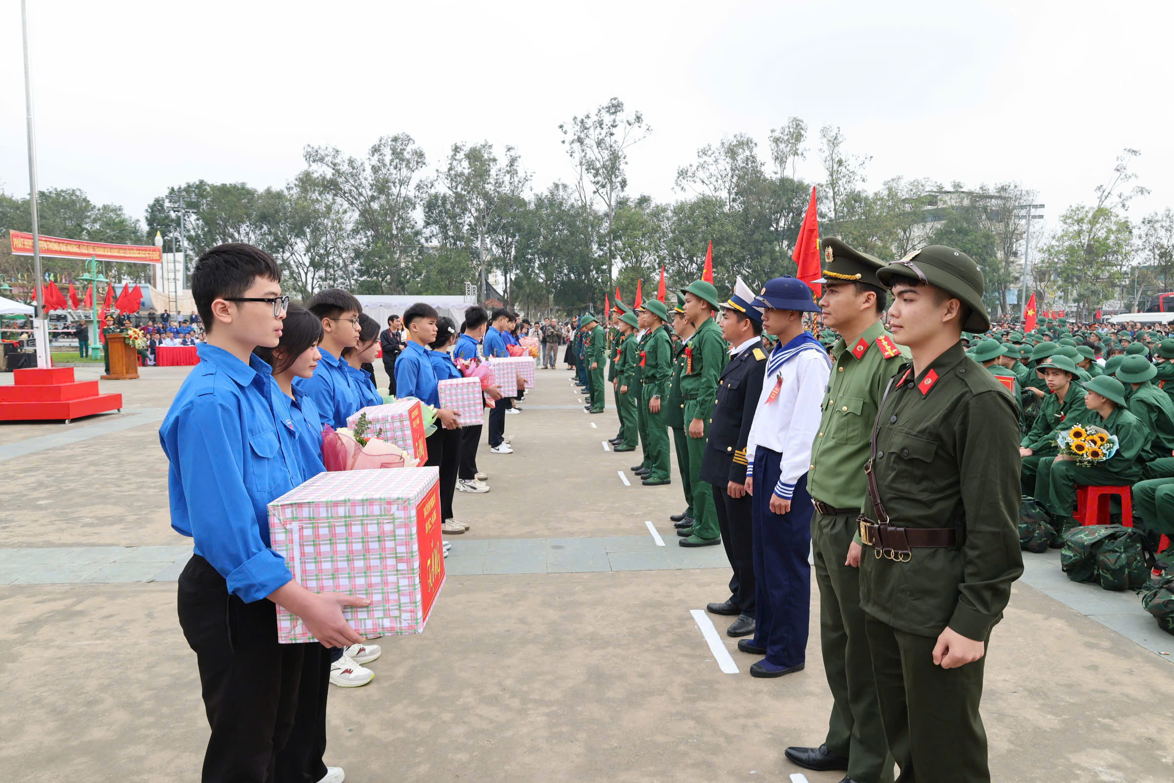 Anh-tin-bai