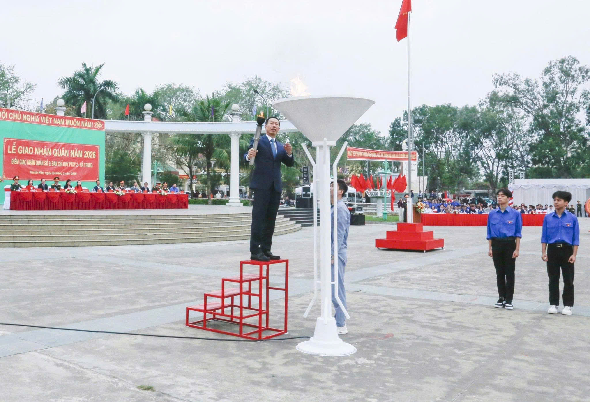Anh-tin-bai