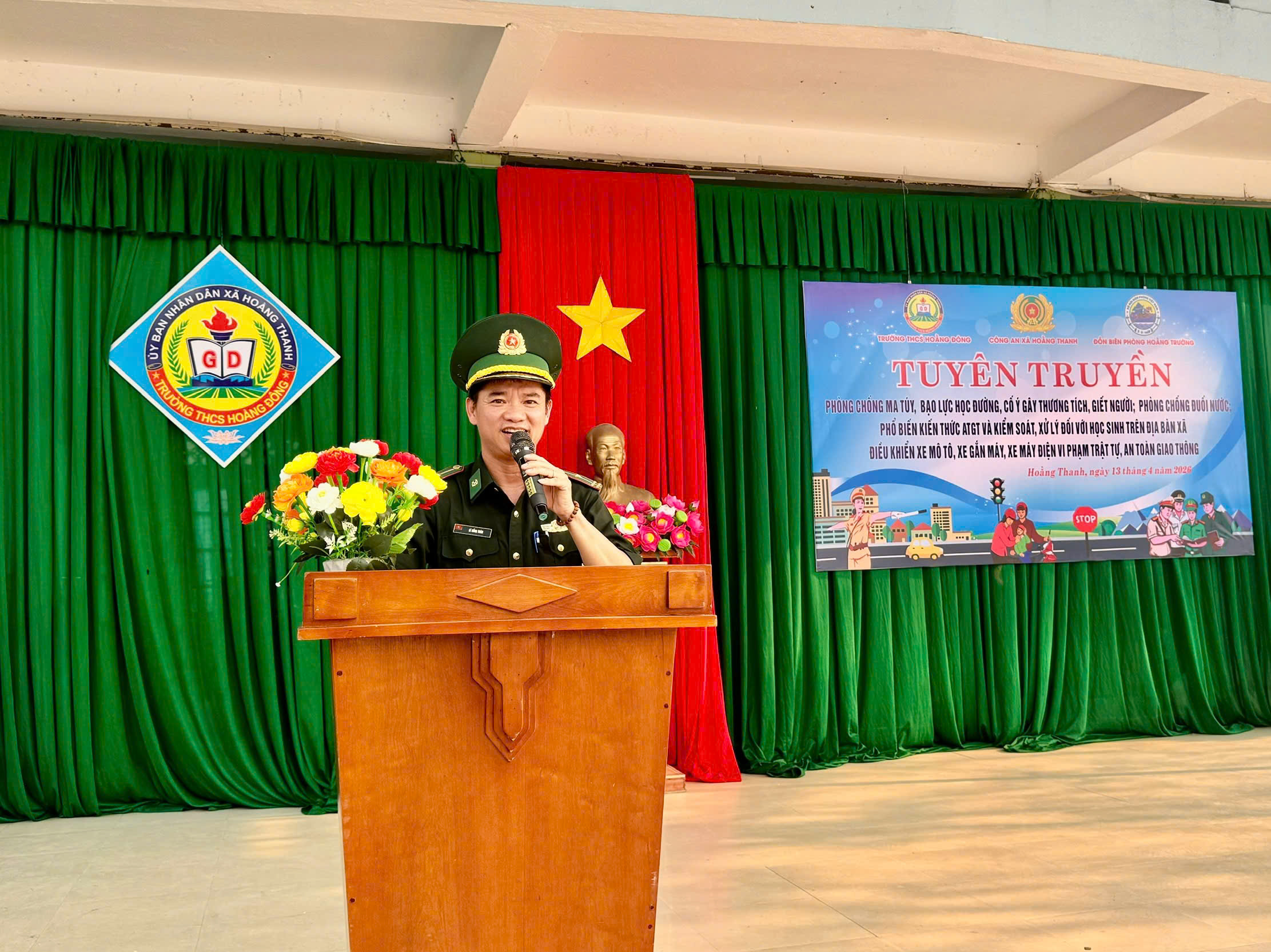 Anh-tin-bai