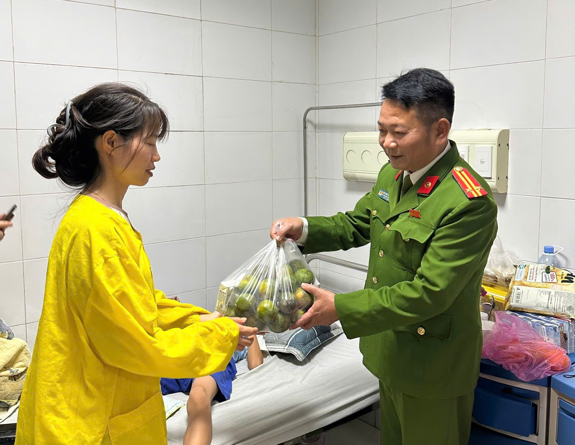 Anh-tin-bai