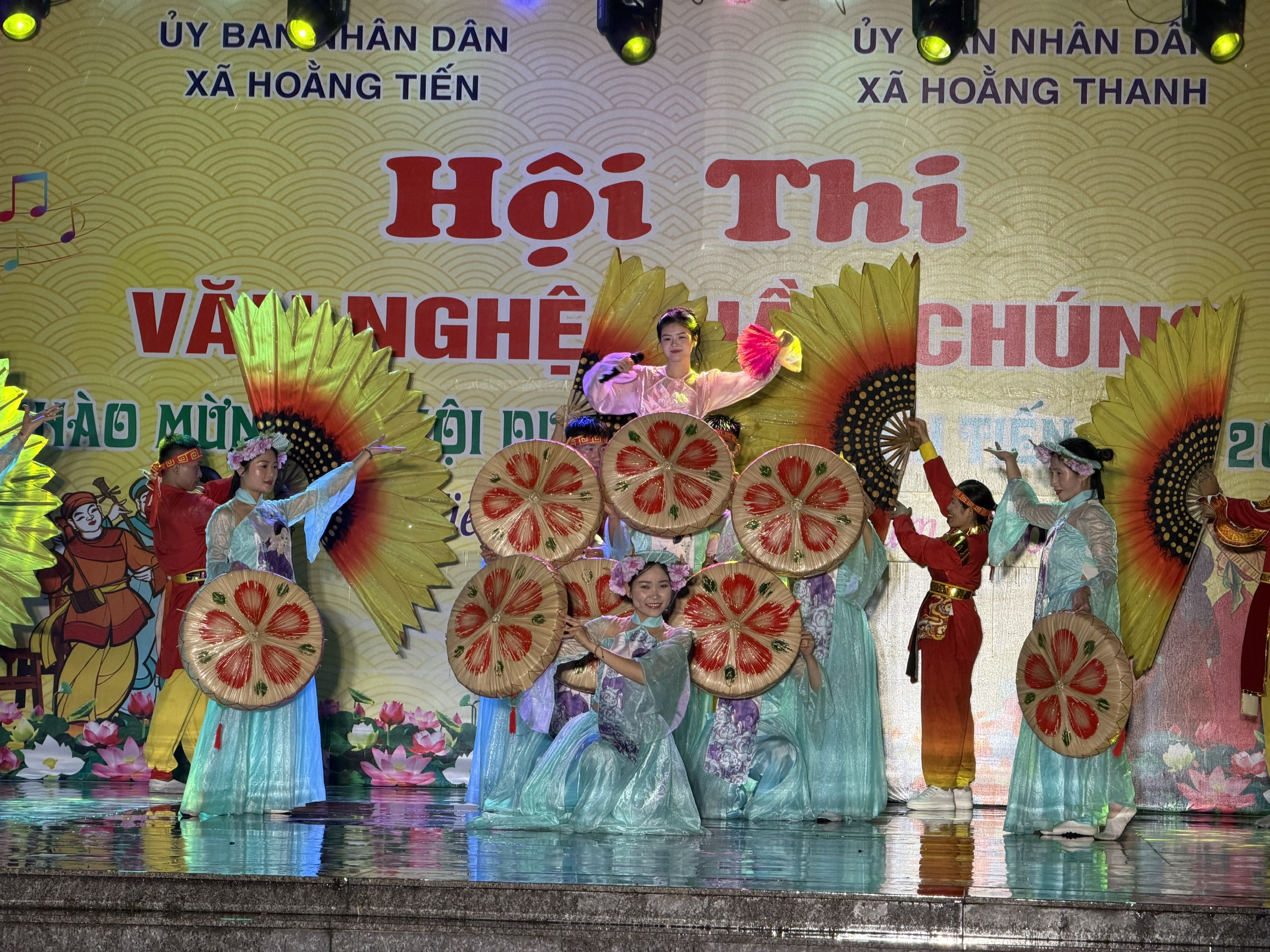 Anh-tin-bai
