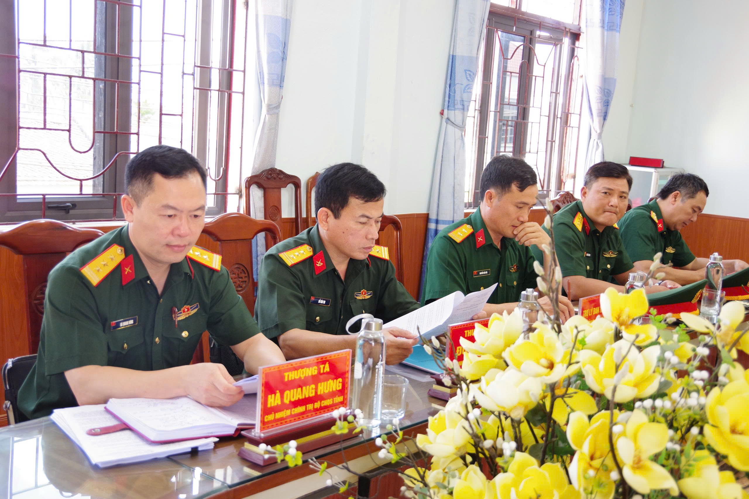 Anh-tin-bai