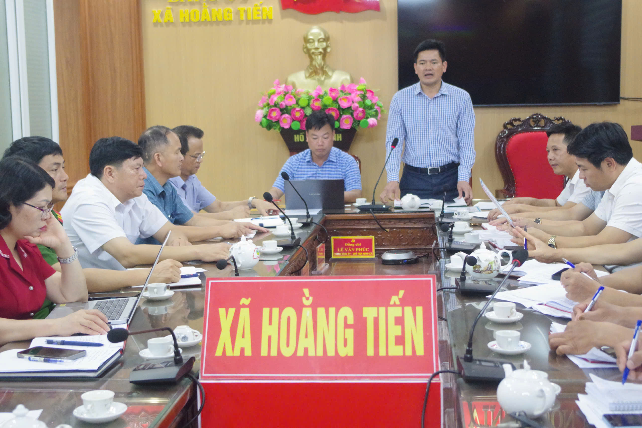 Anh-tin-bai