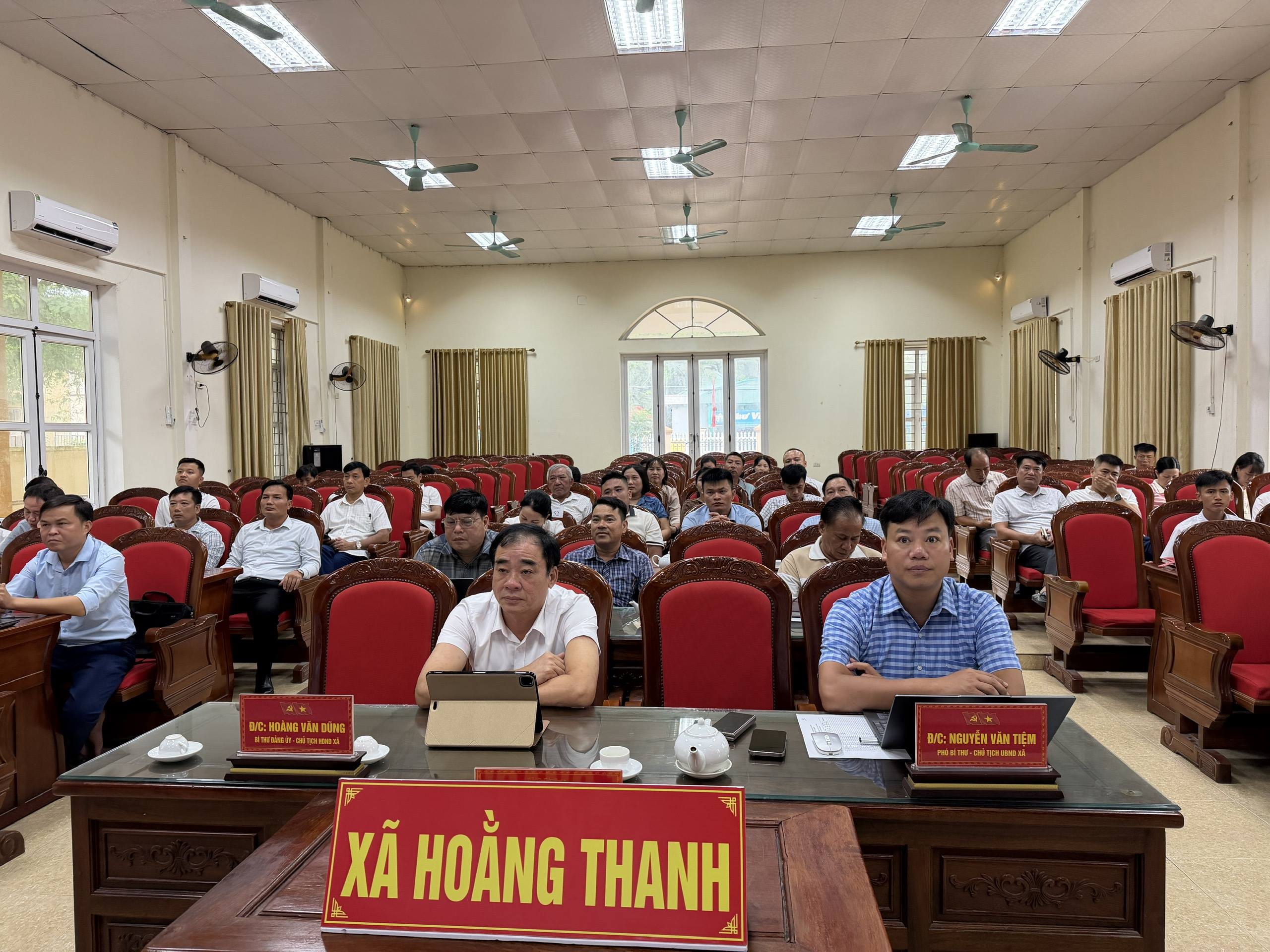 HOẰNG THANH THAM DỰ HỘI NGHỊ TRỰC TUYẾN SƠ KẾT 1 NĂM VẬN HÀNH MÔ HÌNH TỔ CHỨC TỔNG THỂ CỦA HỆ THỐNG CHÍNH TRỊ, MÔ HÌNH CHÍNH QUYỀN 3 CẤP