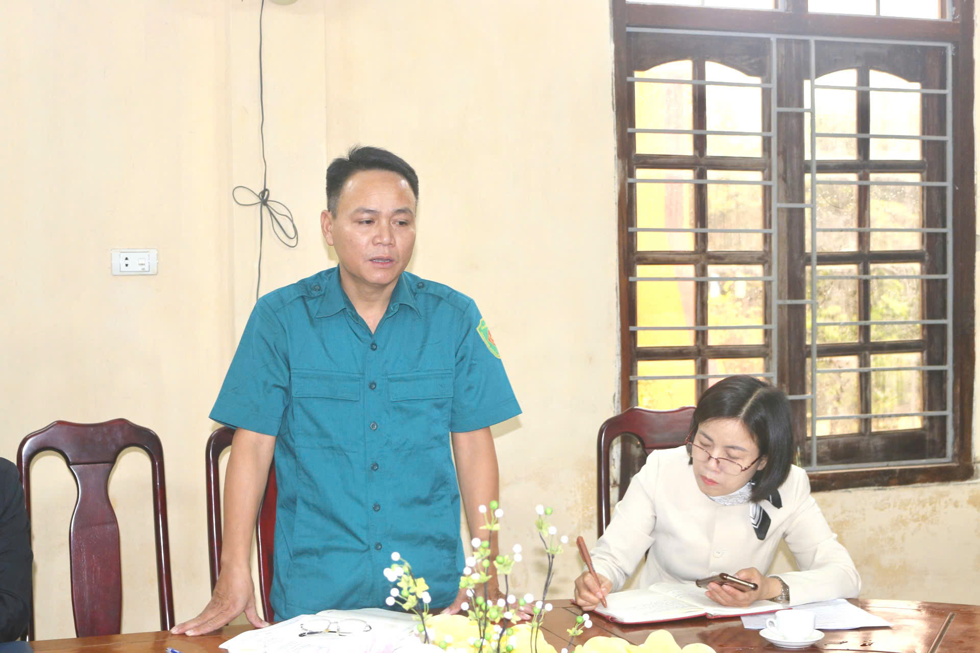 Anh-tin-bai
