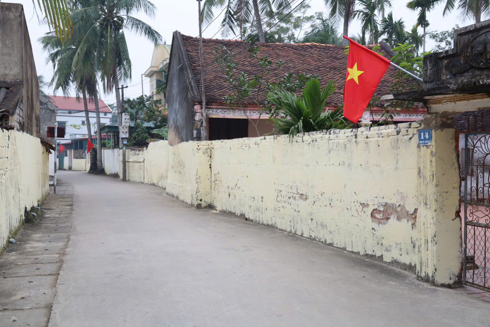 Anh-tin-bai