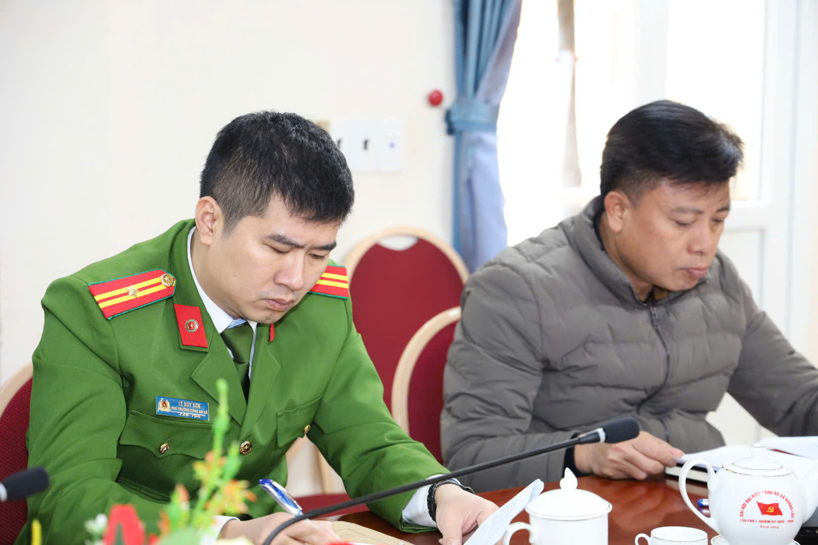 Anh-tin-bai