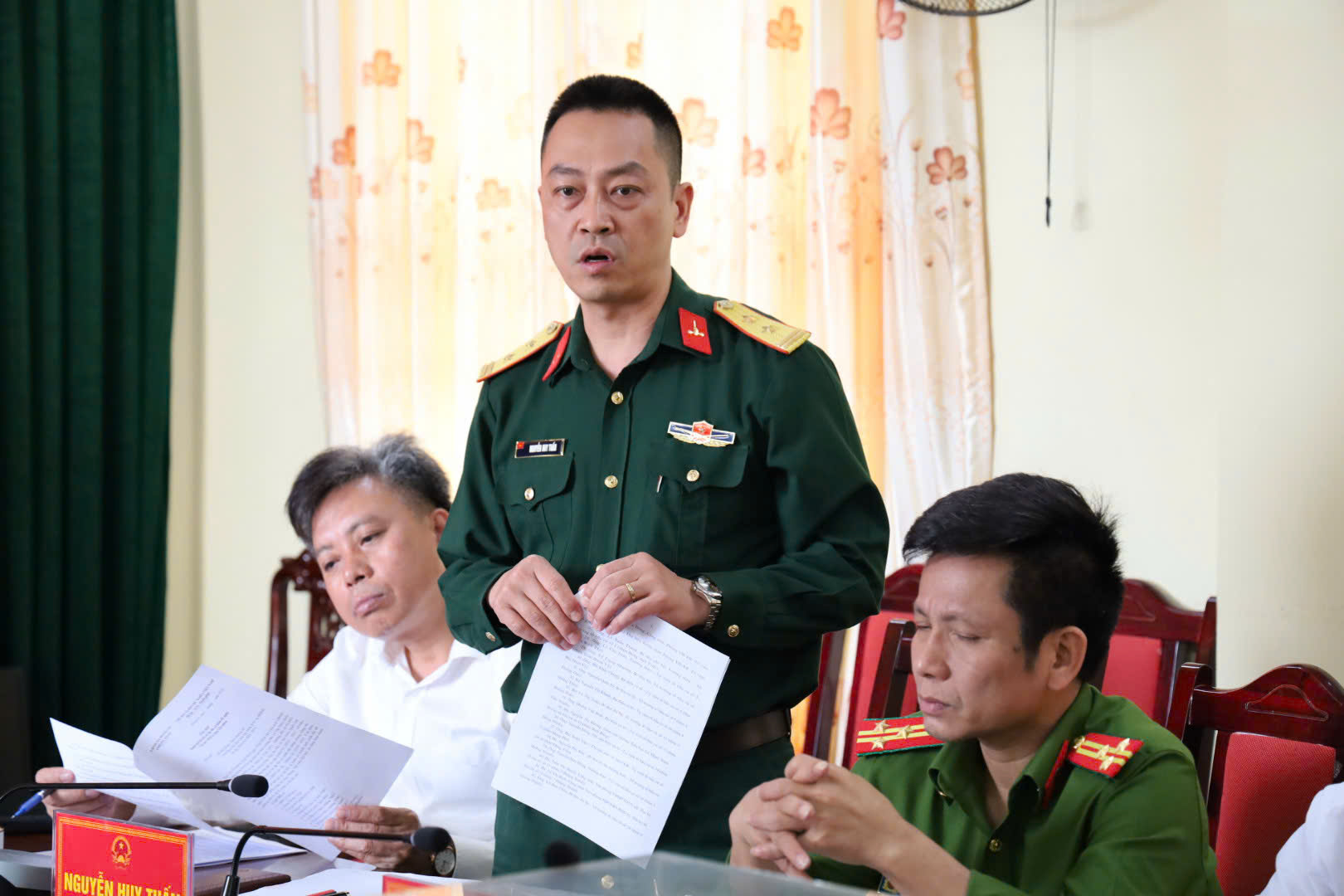 Anh-tin-bai