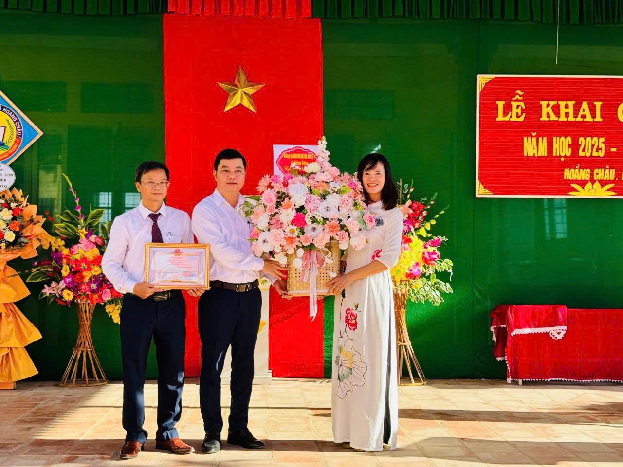 Xã Hoằng Châu long trọng tổ chức Lễ khai giảng năm học 2025 – 2026