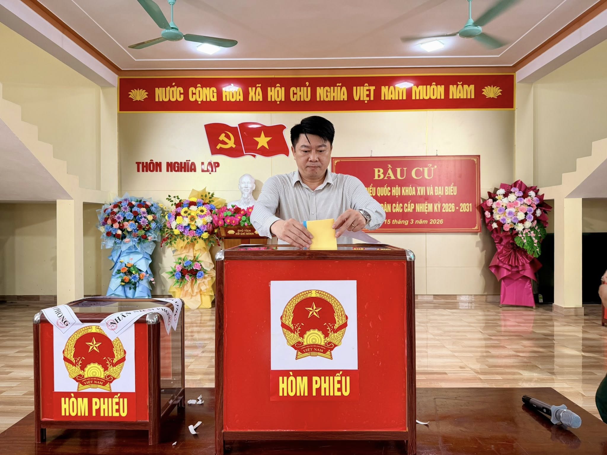 XÃ HOẰNG CHÂU VẬN HÀNH THỬ NGHIỆM QUY TRÌNH BỎ PHIẾU, SẴN SÀNG CHO NGÀY BẦU CỬ ĐẠI BIỂU QUỐC HỘI KHÓA XVI VÀ ĐẠI BIỂU HĐND CÁC CẤP NHIỆM KỲ 2026 – 2031