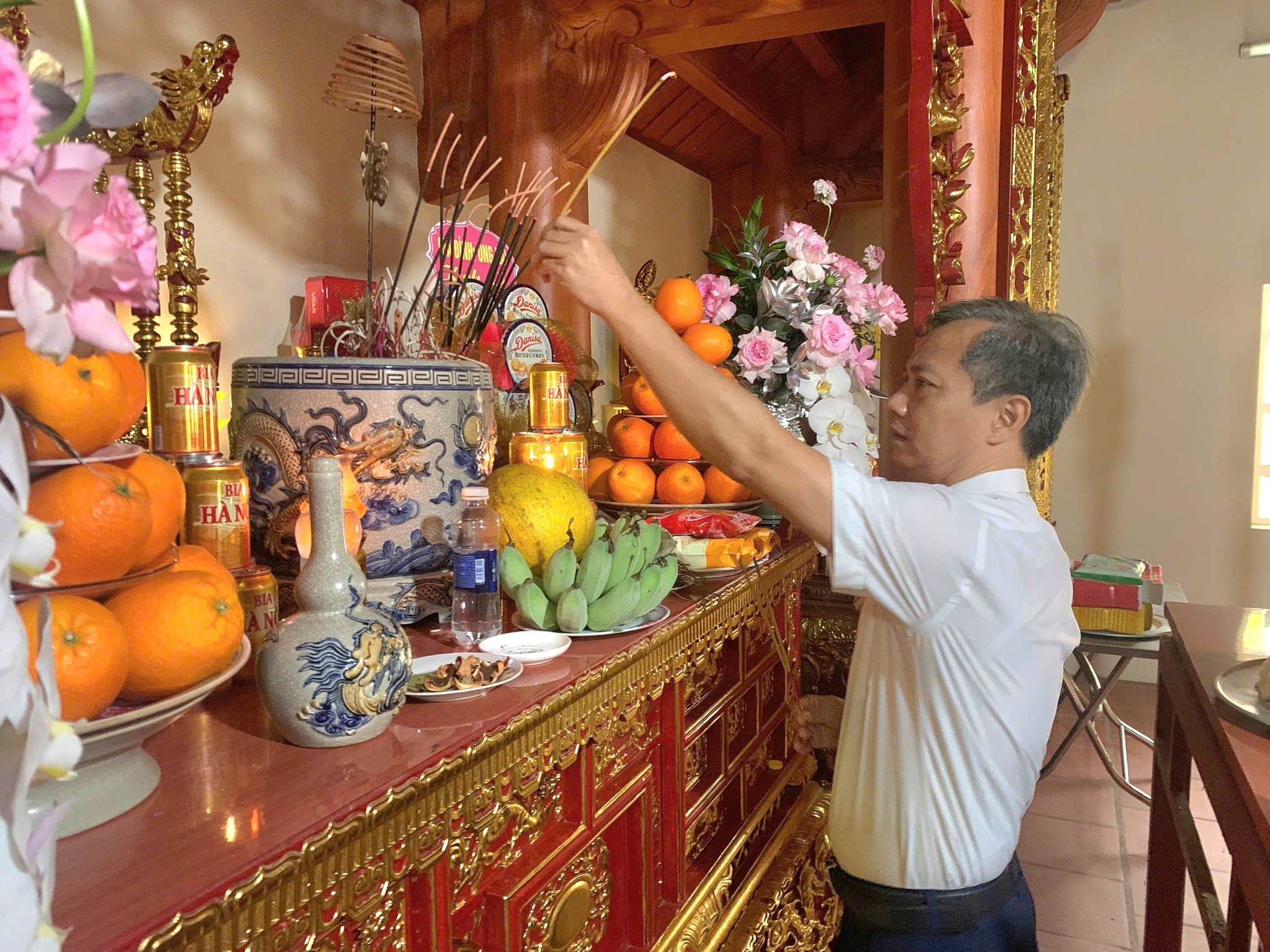 Anh-tin-bai