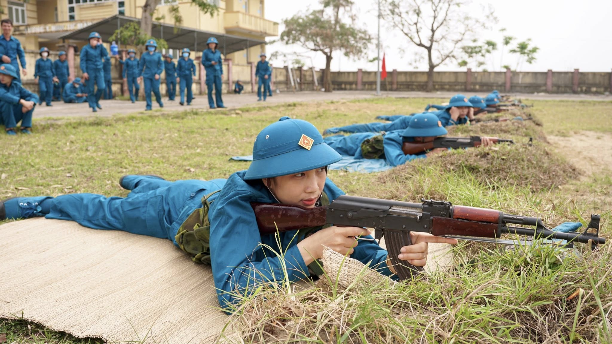 Anh-tin-bai