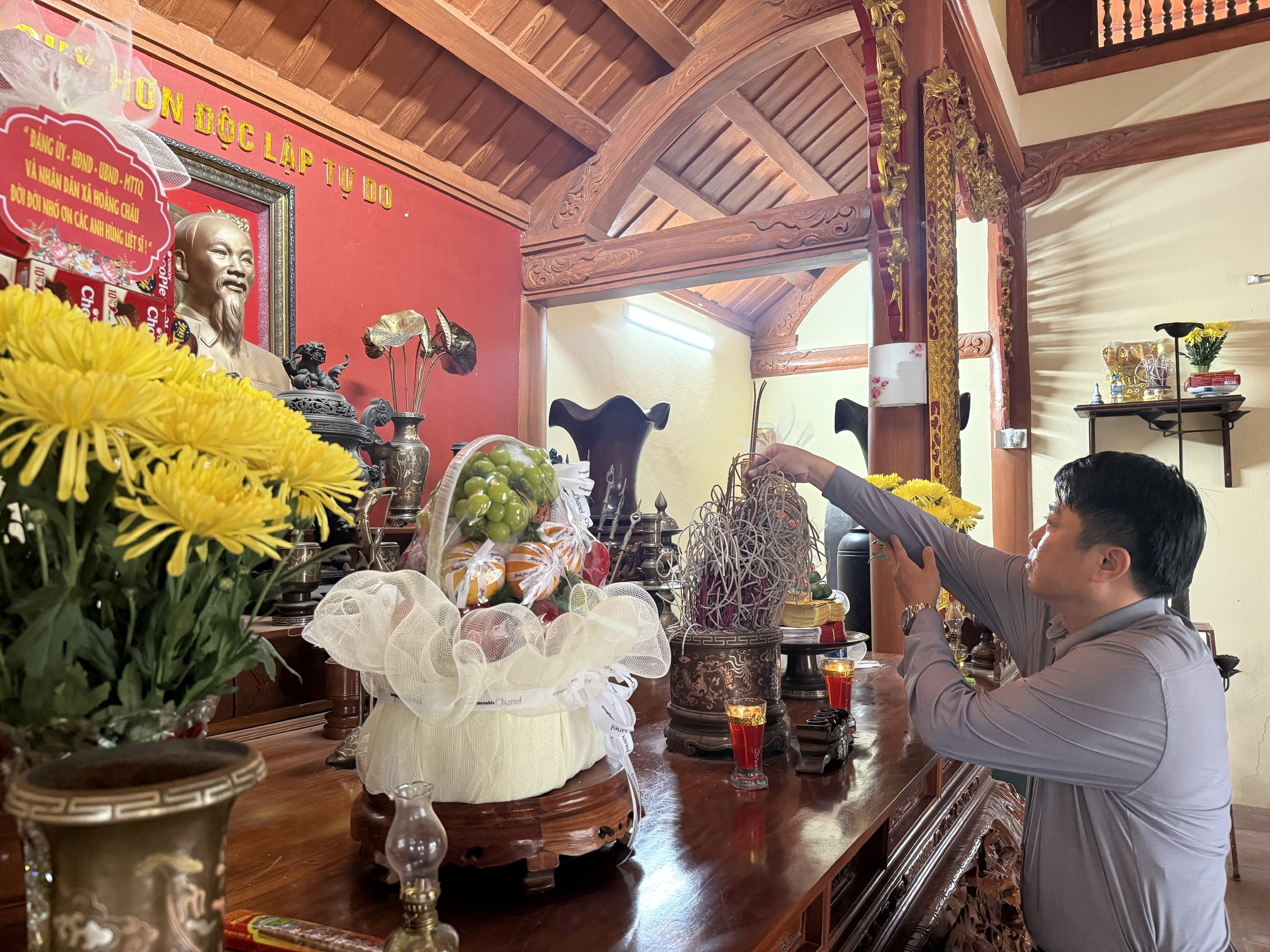Anh-tin-bai