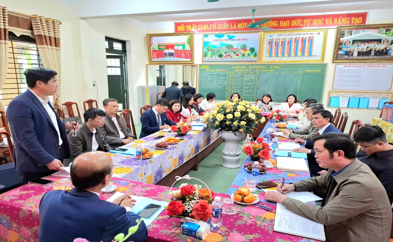 Có thể là hình ảnh về văn bản