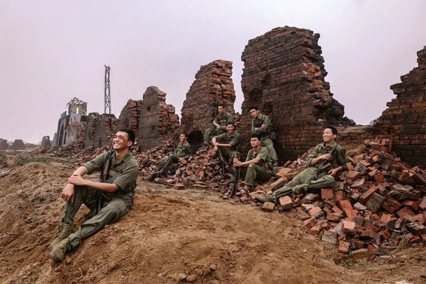 Anh-tin-bai