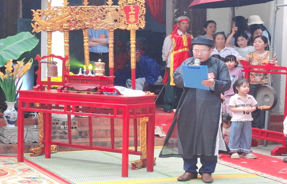 Có thể là hình ảnh về văn bản