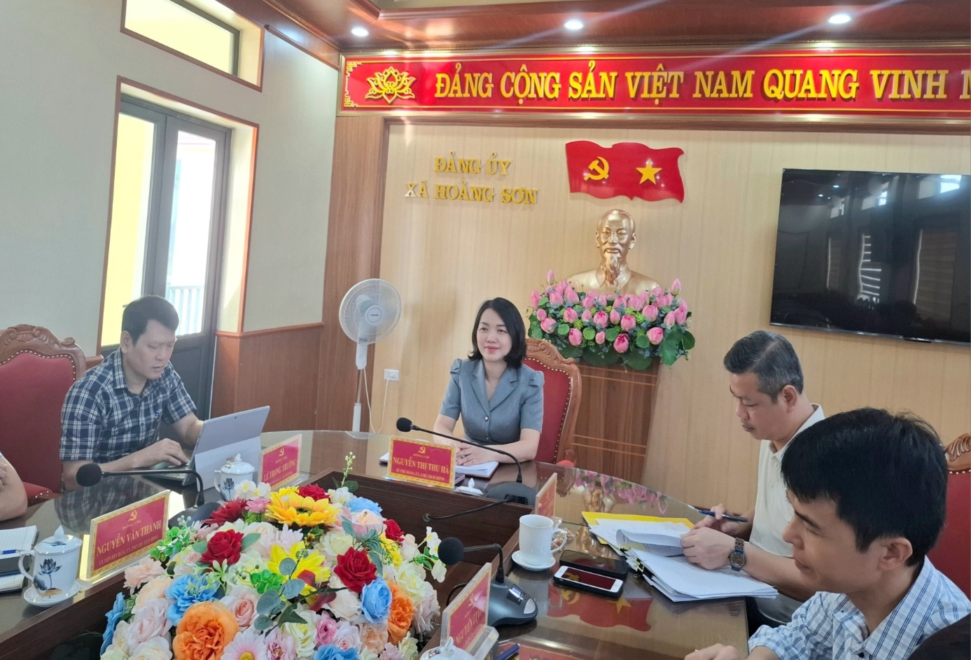 Có thể là hình ảnh về học tập và văn bản
