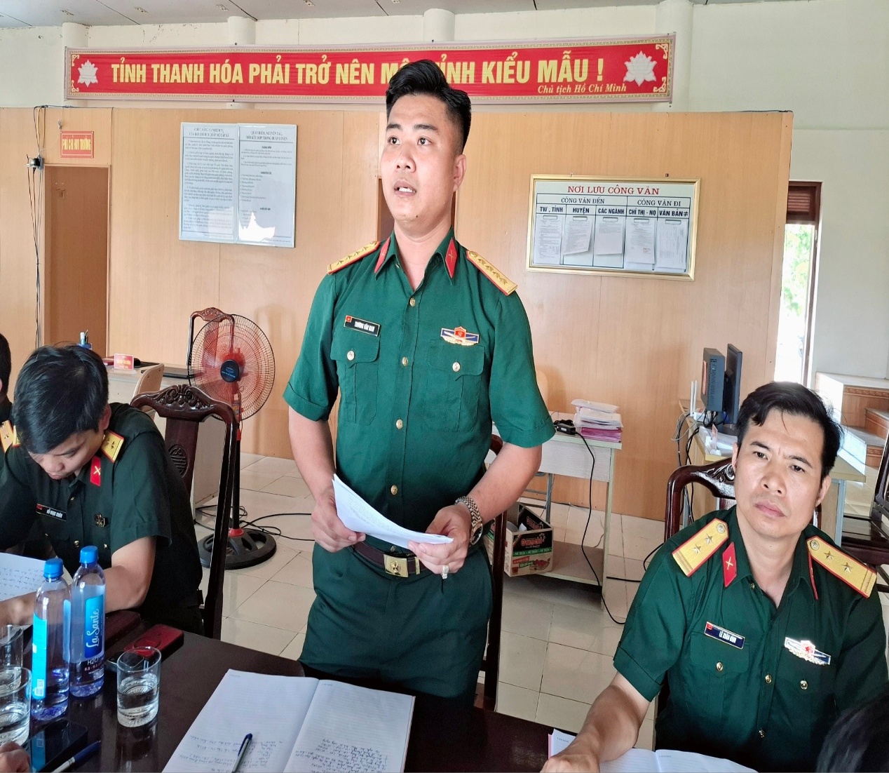 Có thể là hình ảnh về văn bản