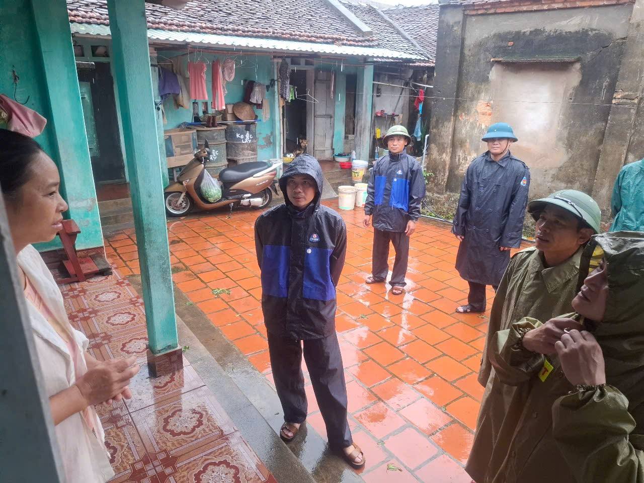 Anh-tin-bai