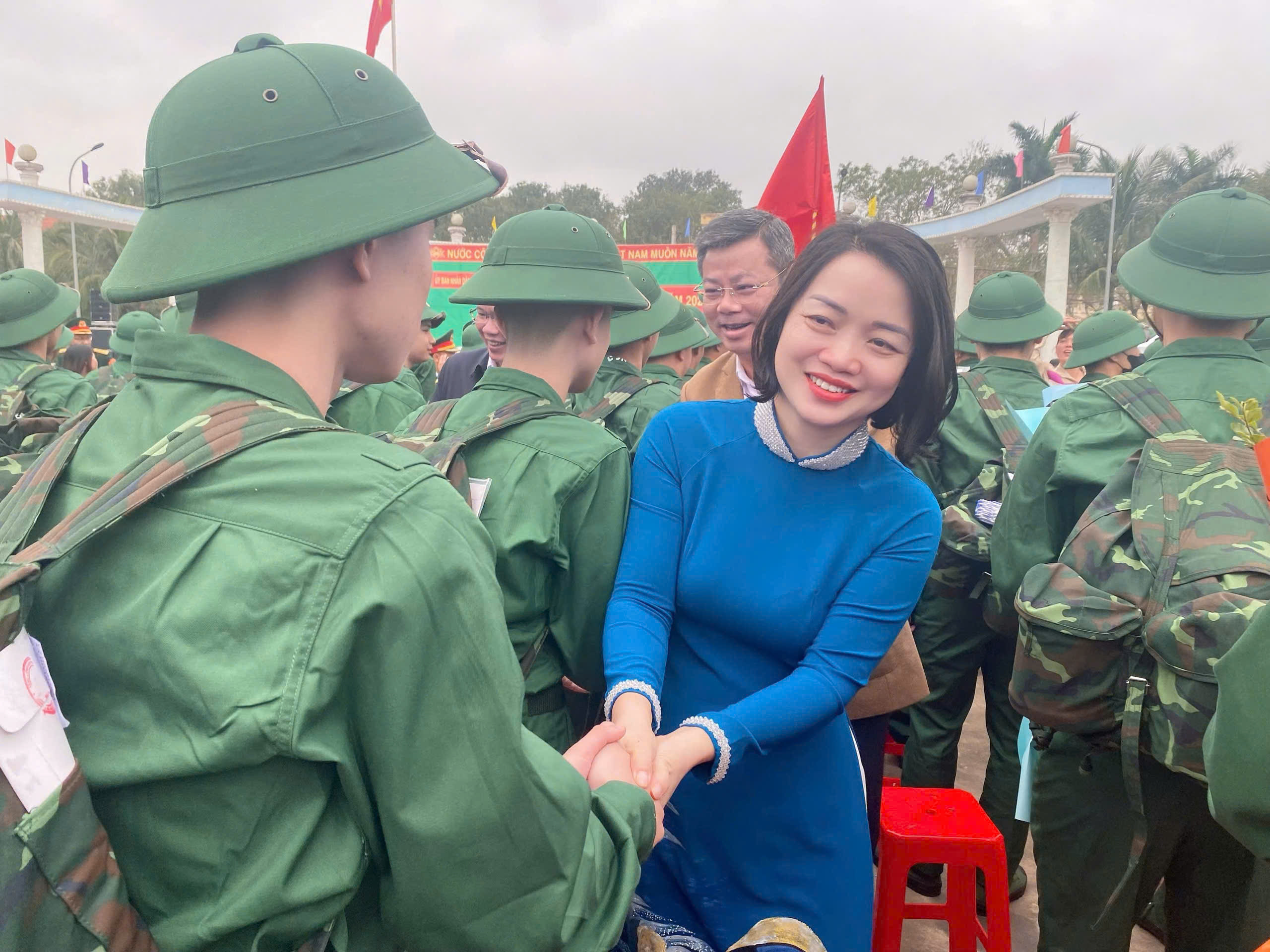 Anh-tin-bai