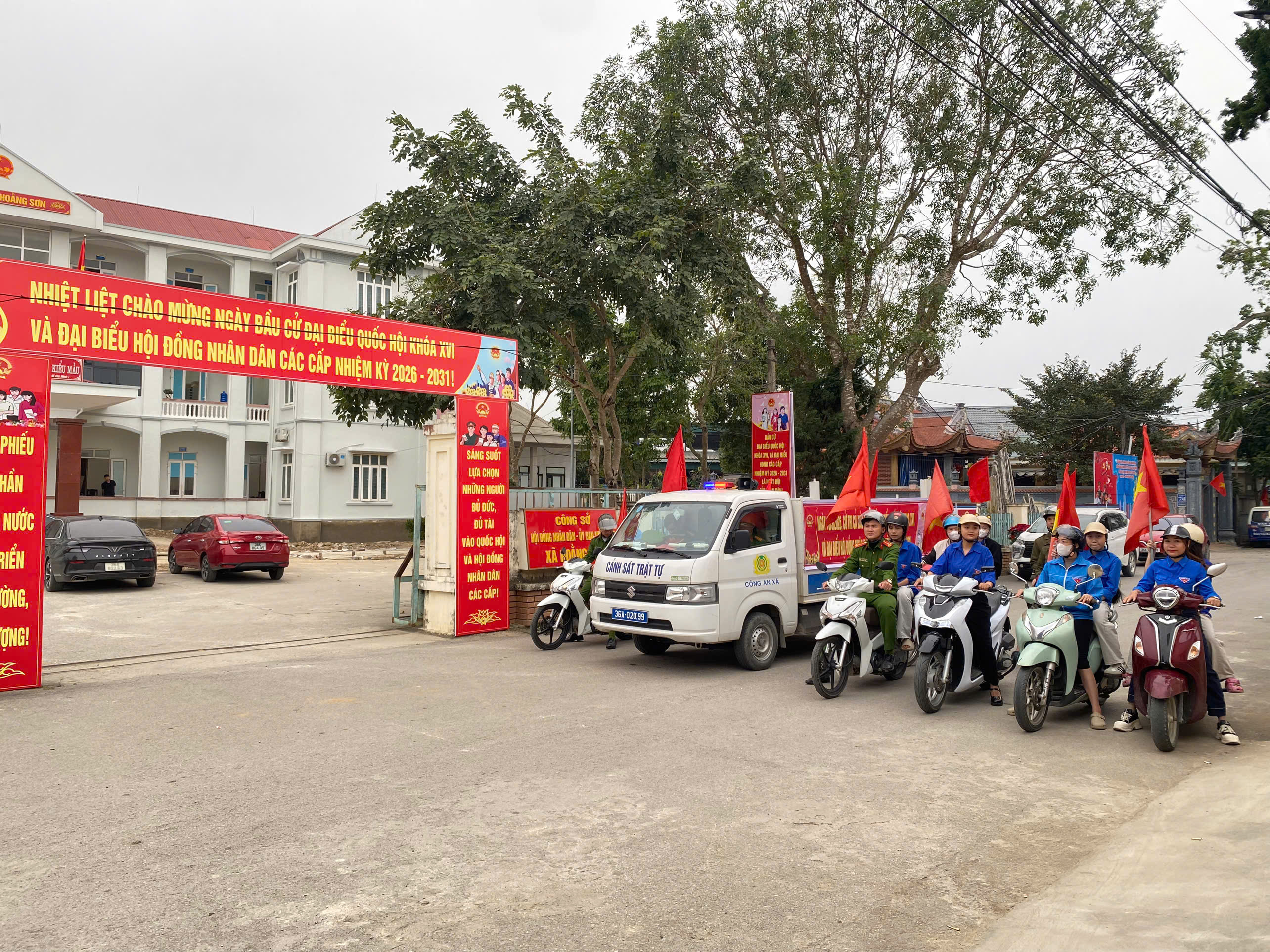 Anh-tin-bai