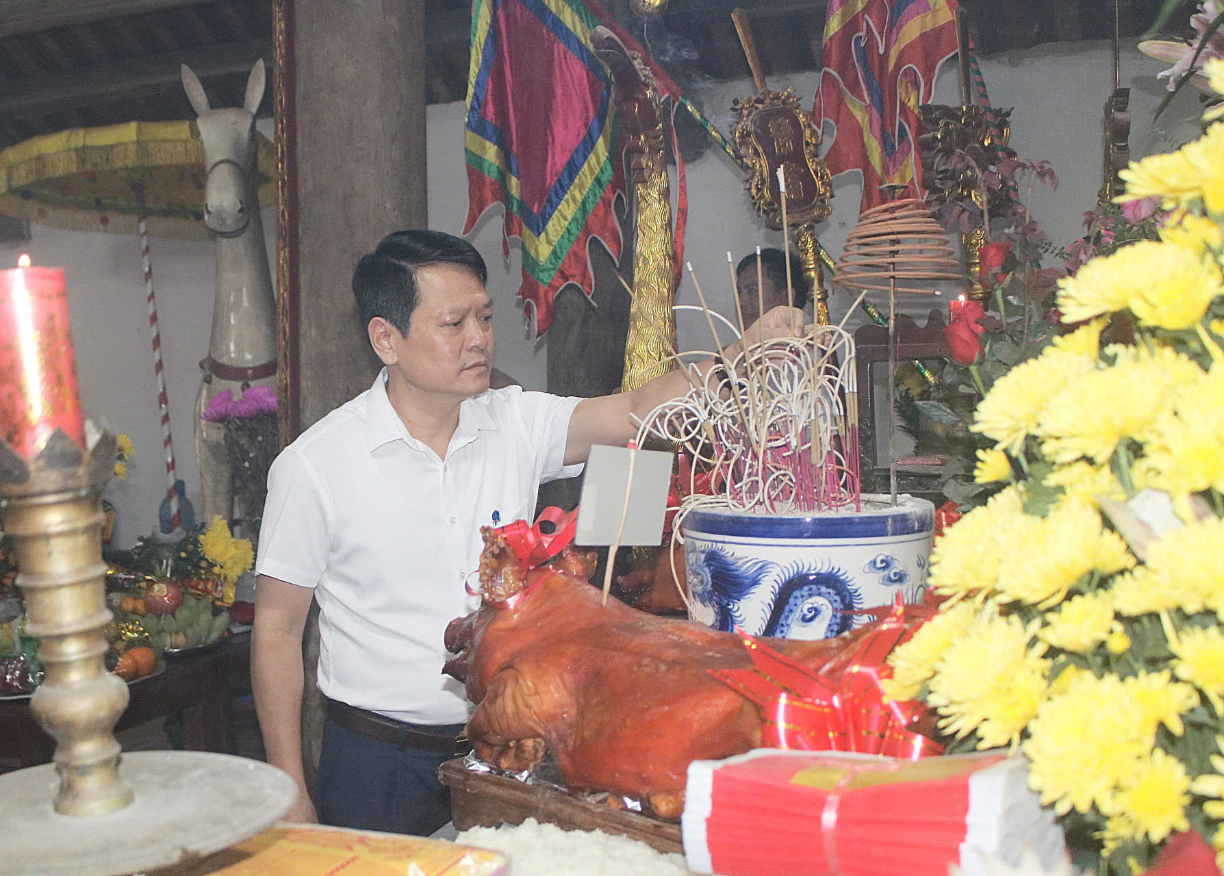 Anh-tin-bai
