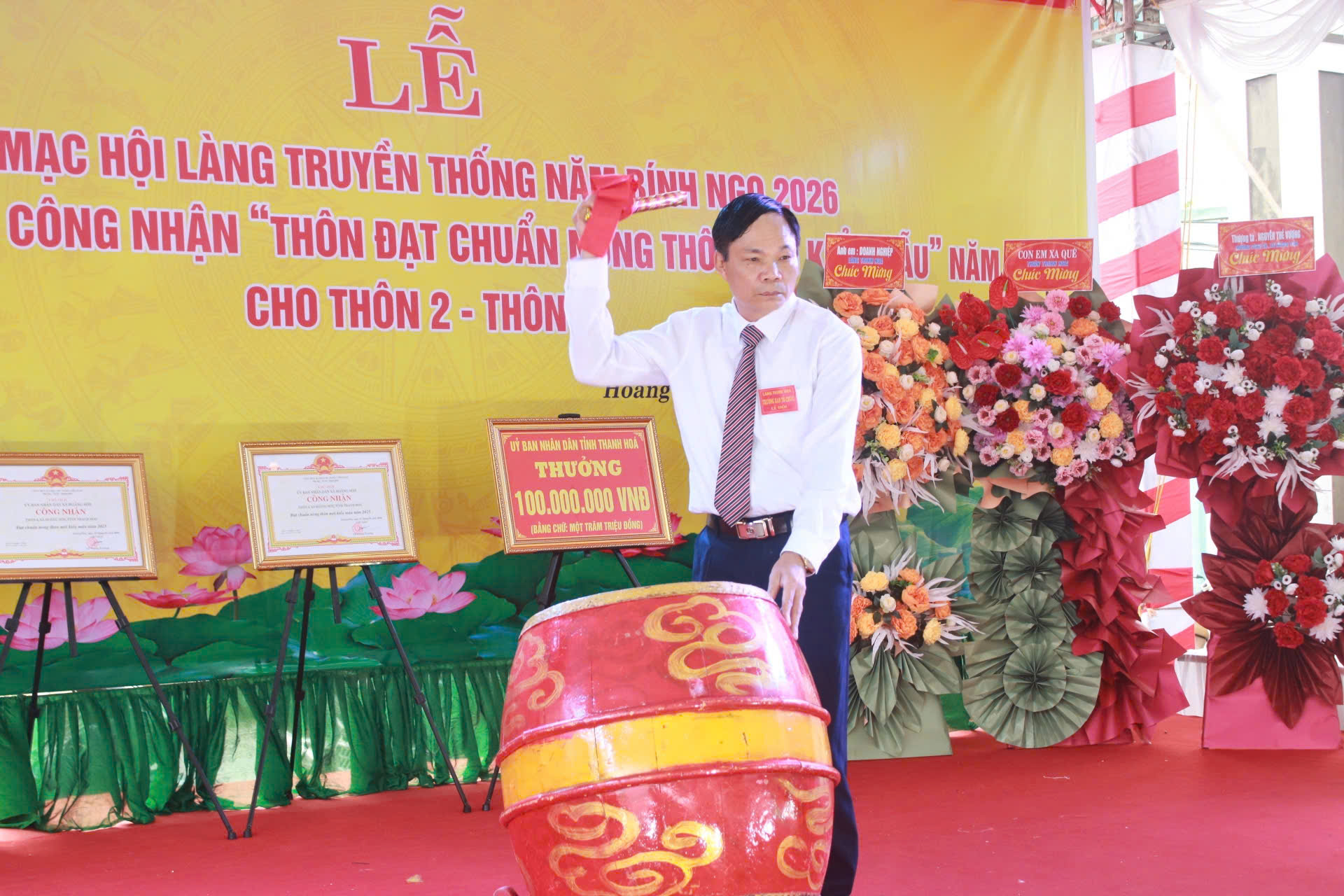 Anh-tin-bai