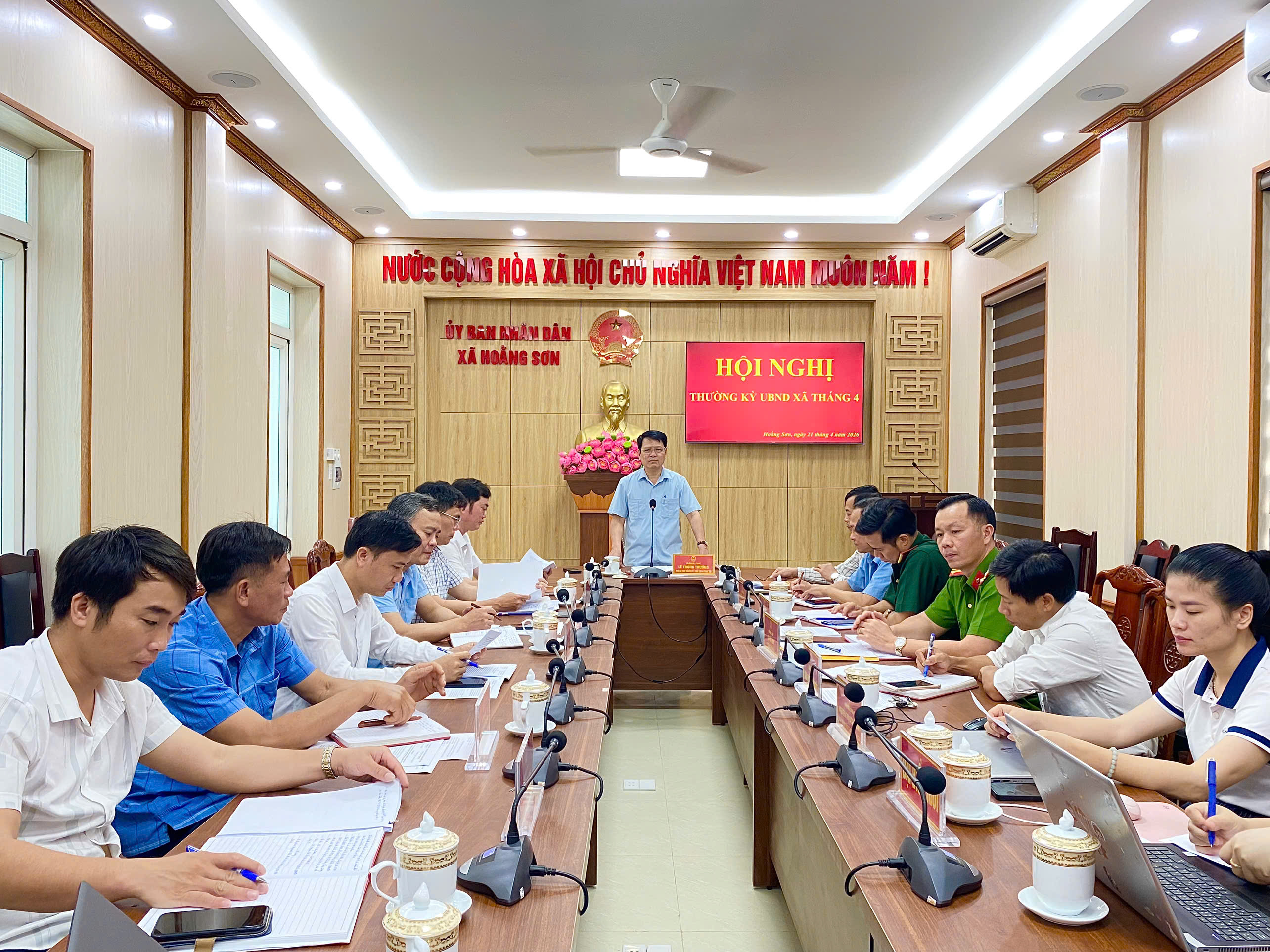 UBND XÃ HOẰNG SƠN: HỘI NGHỊ THƯỜNG KỲ THÁNG 4/2026