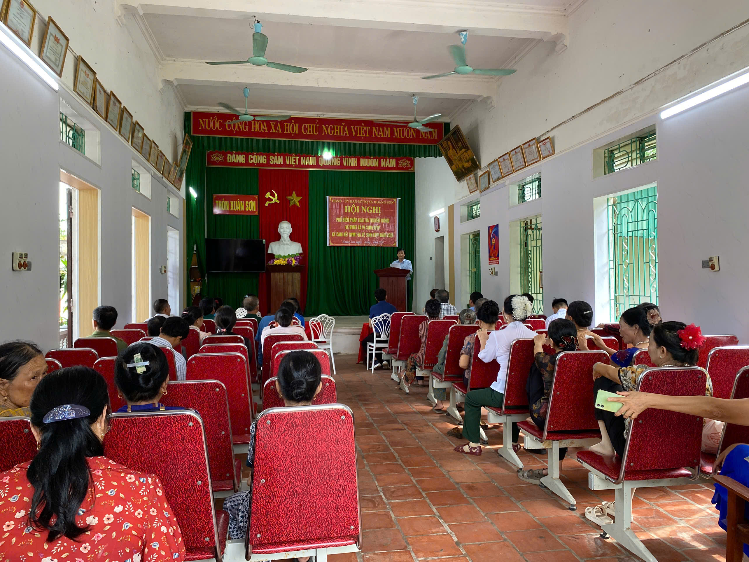 HỘI NGHỊ TUYÊN TRUYỀN PHỔ BIẾN PHÁP LUẬT VỆ SINH MÔI TRƯỜNG VÀ AN TOÀN THỰC PHẨM