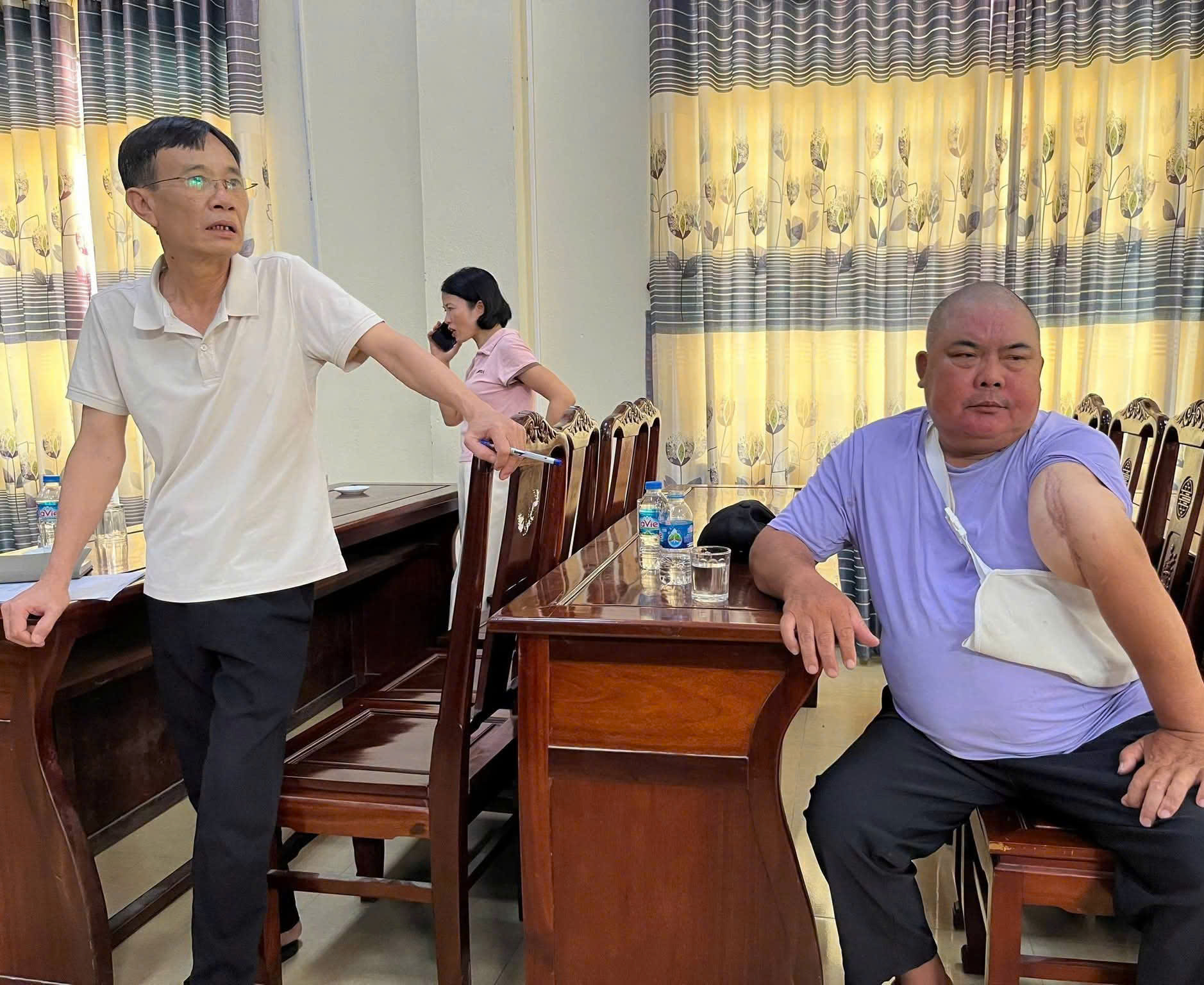 Anh-tin-bai