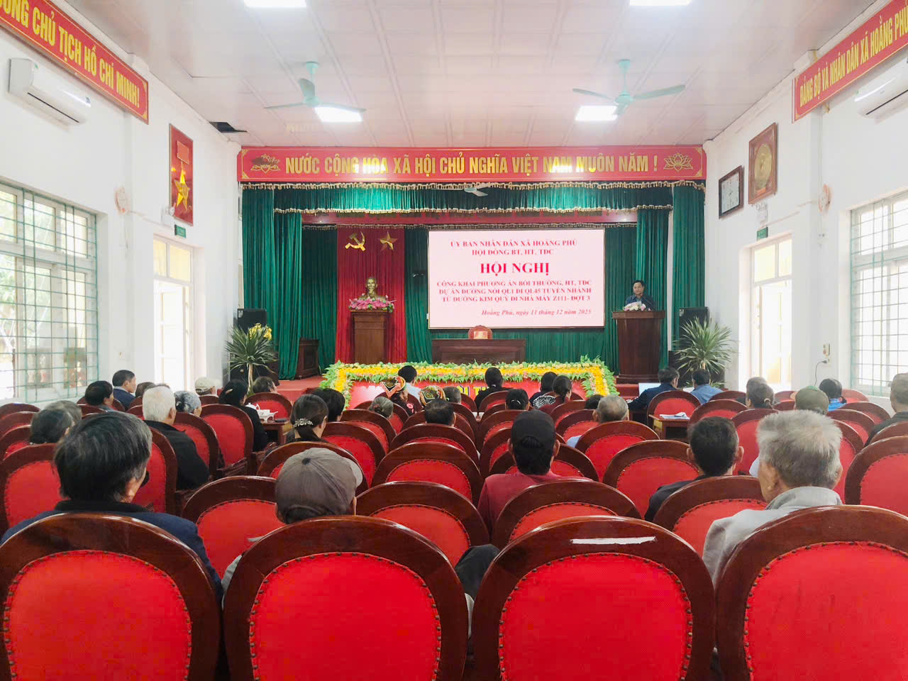 Xã Hoằng Phú tổ chức hội nghị công khai phương án bồi thường, hỗ trợ, tái định cư phục vụ dự án đường nối Quốc lộ 1A - Quốc lộ 45 (Đợt 3)