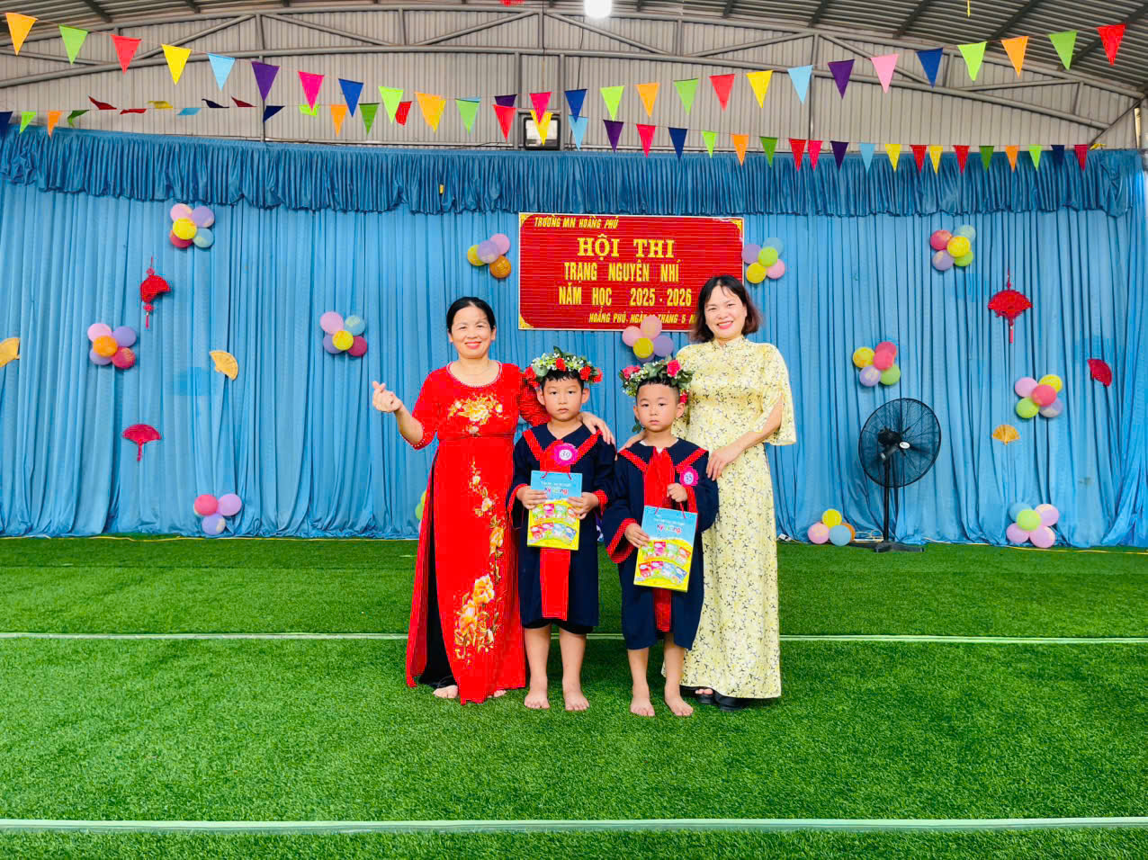 Anh-tin-bai