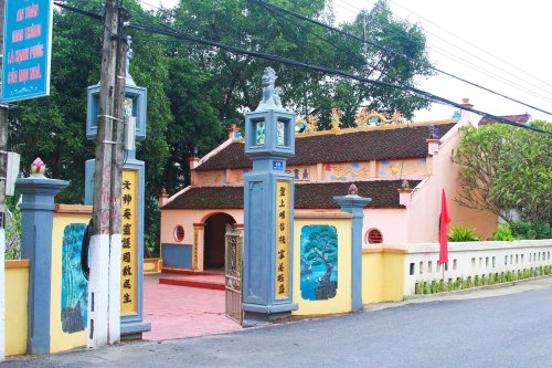 MỘT THOÁNG MY DU