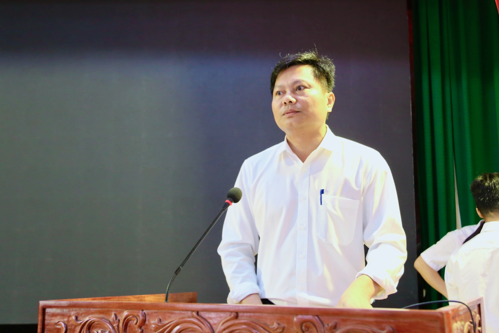 Anh-tin-bai