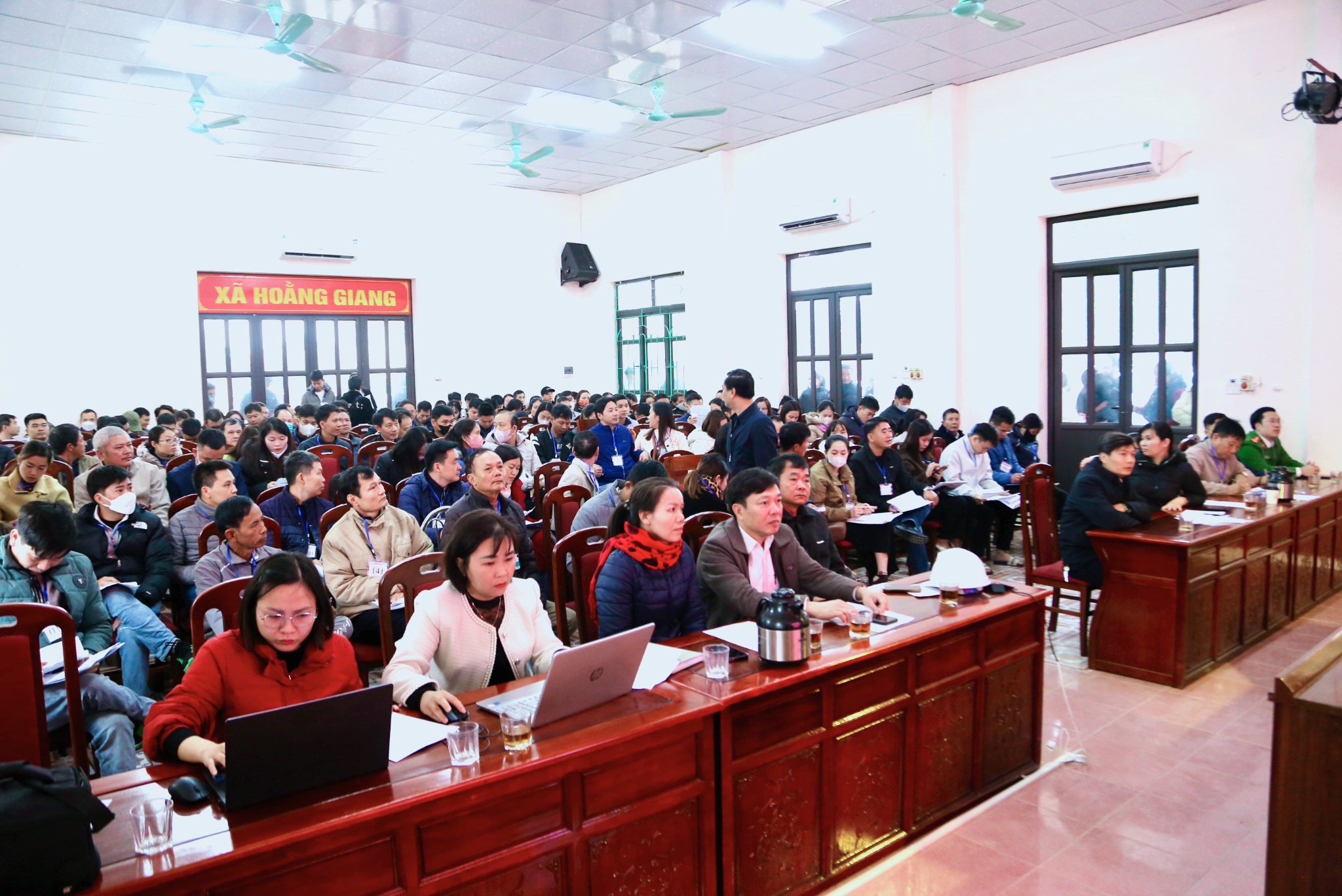 Xã Hoằng Giang tổ chức thành công phiên đấu giá quyền sử dụng đất năm 2025