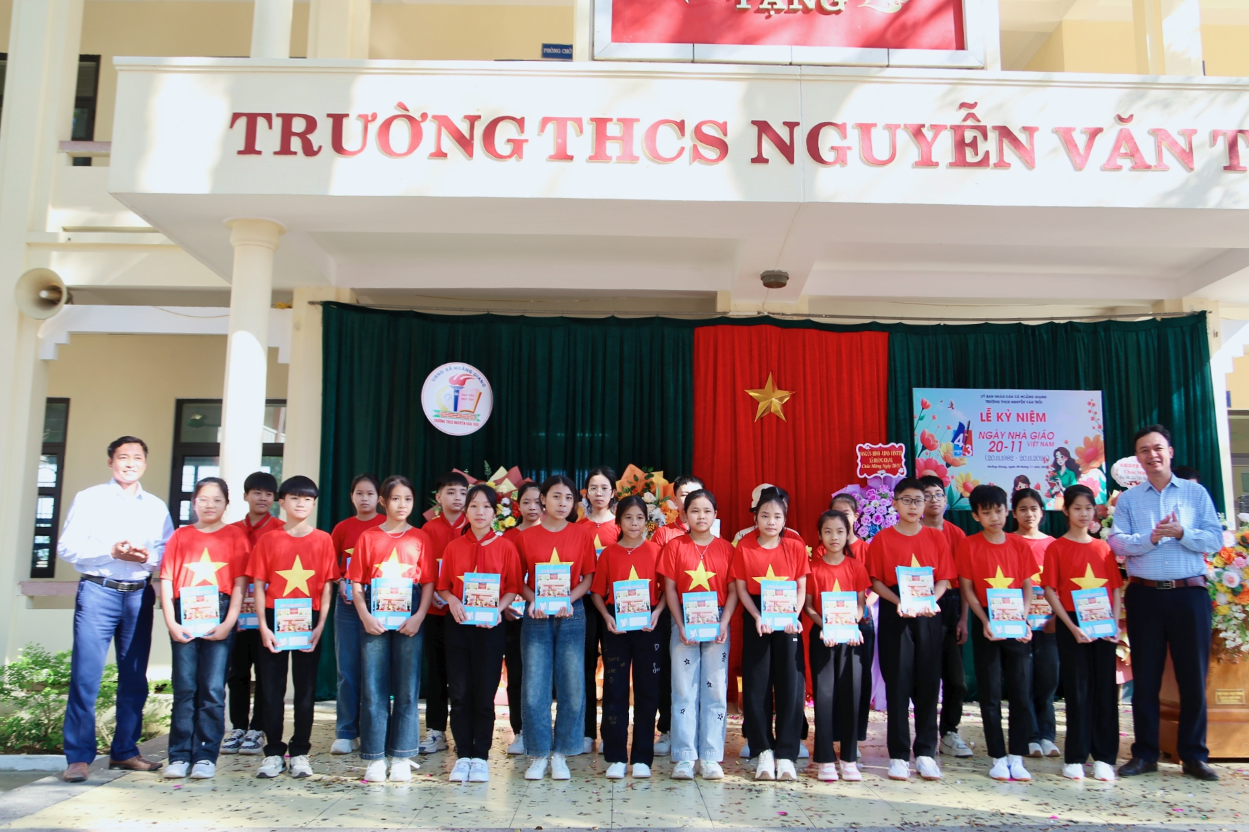 Anh-tin-bai