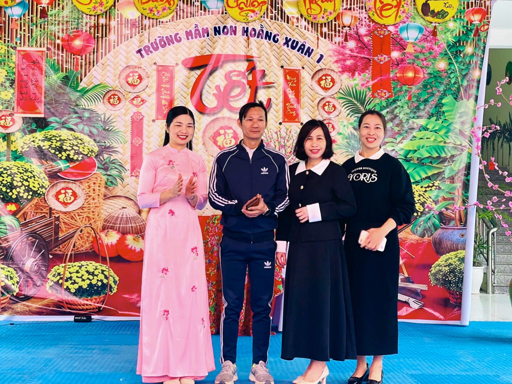 Anh-tin-bai