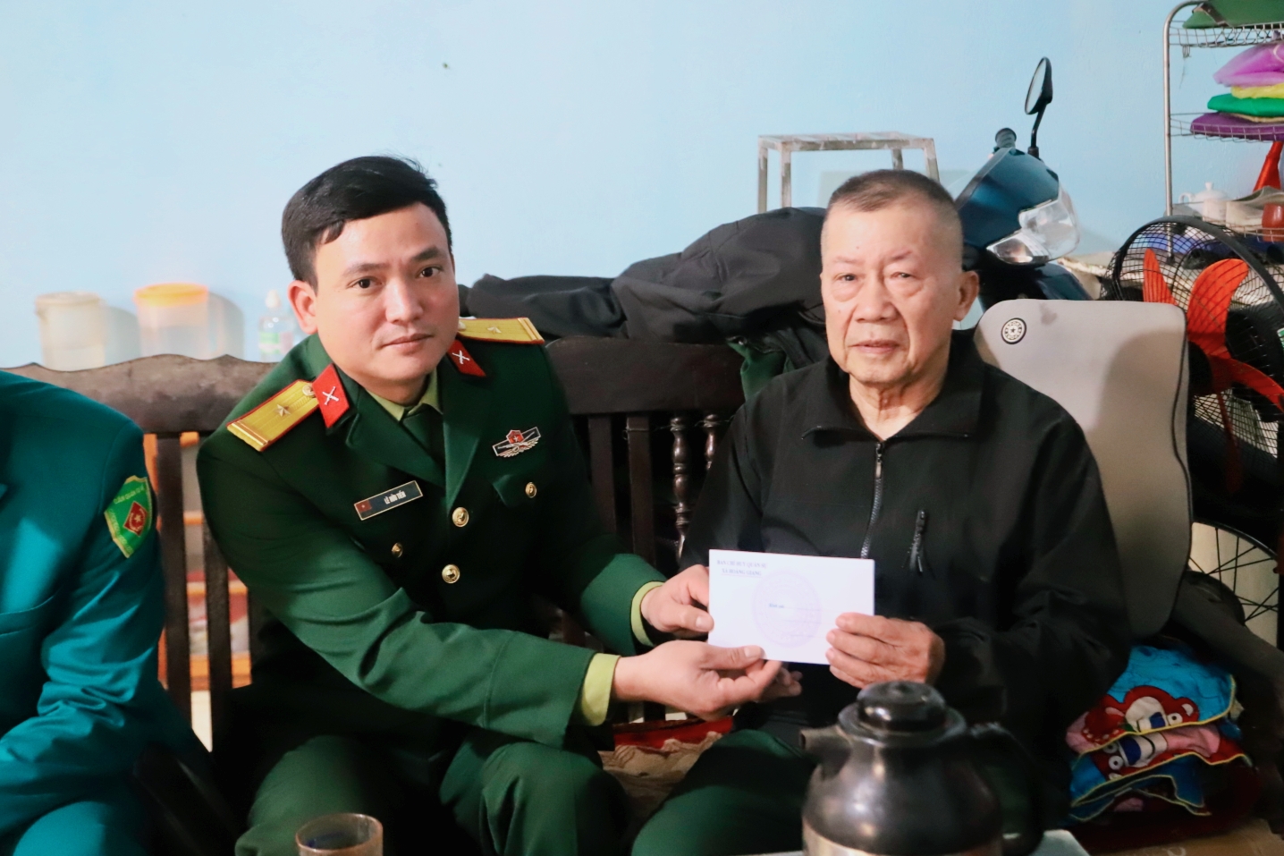 Anh-tin-bai