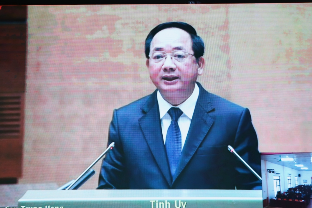 Anh-tin-bai