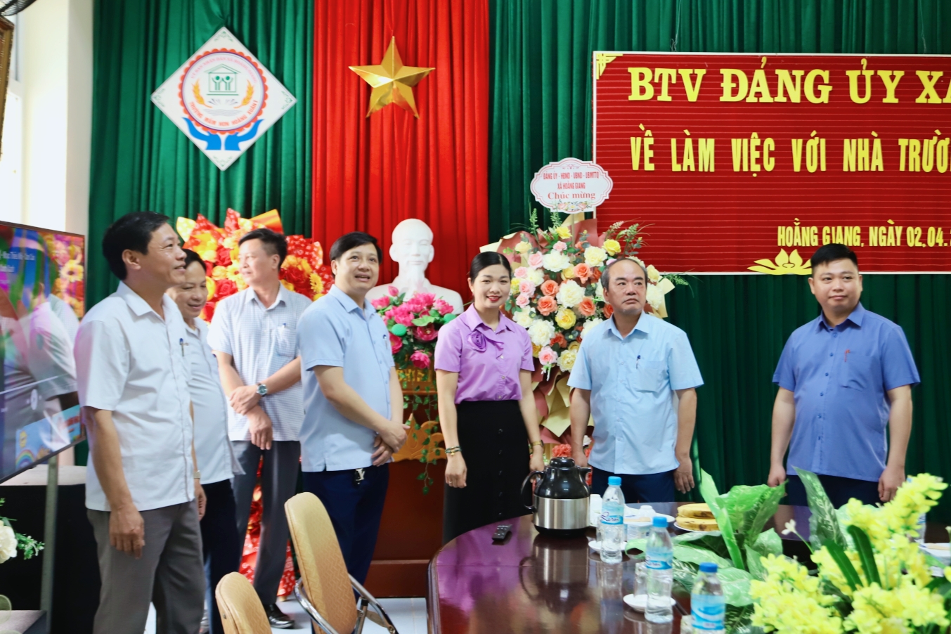 Anh-tin-bai
