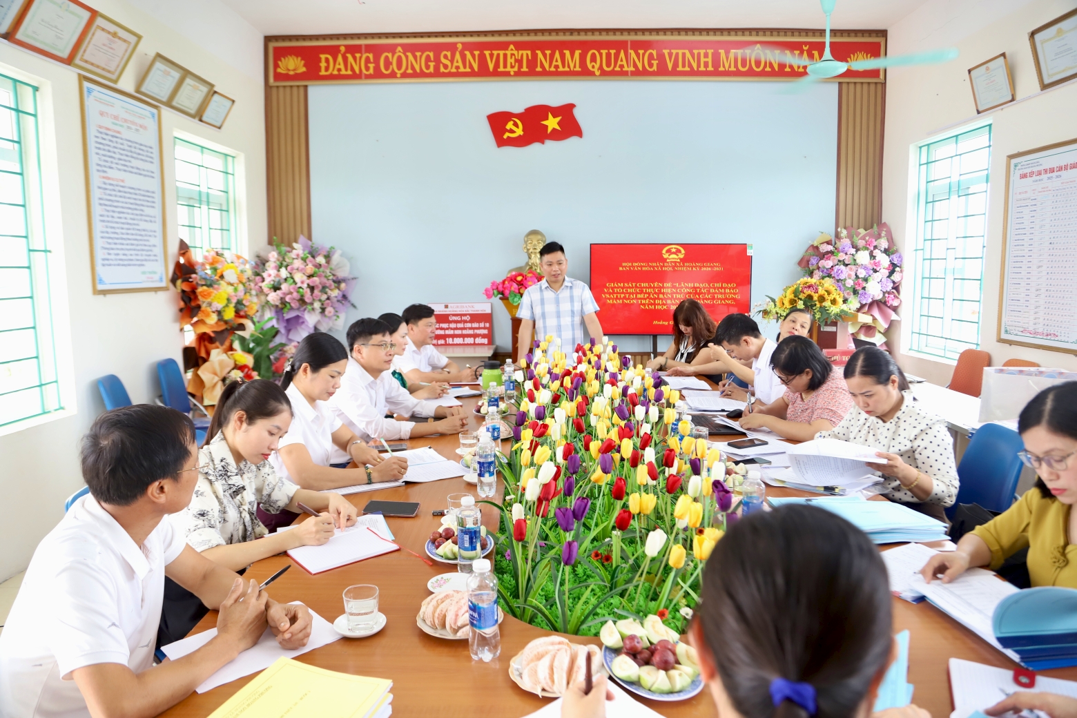 Anh-tin-bai